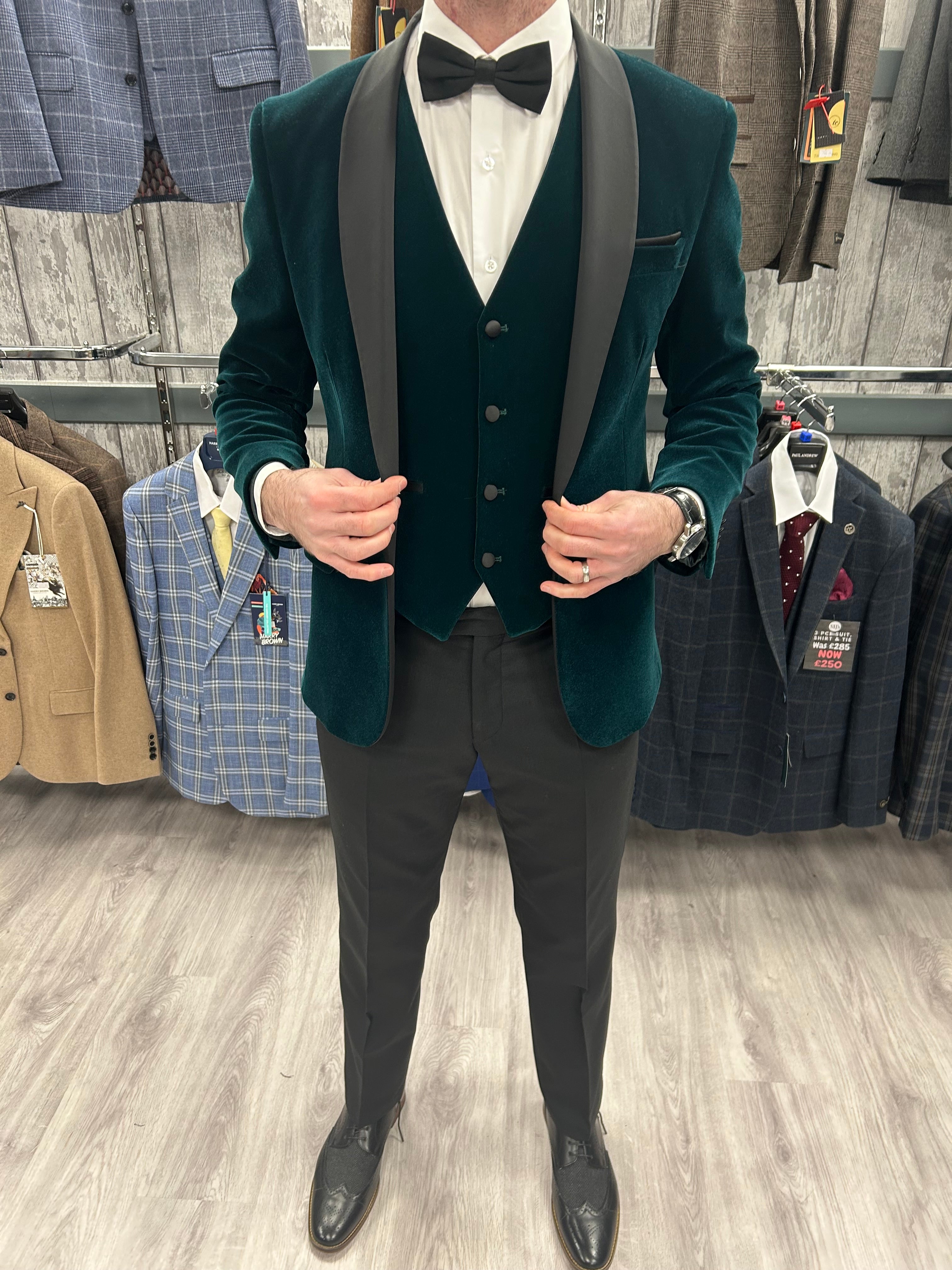 Green velvet tuxedo 3 piece suit for hire MJ's Menswear Derry/Londonderry