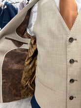 Load image into Gallery viewer, Kurt Beige 3 Piece Suit With Navy Trouser