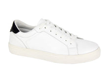 Load image into Gallery viewer, White Trainer MJ583G
