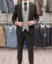 Load image into Gallery viewer, Arriga Grey + Parker Black Wedding Quotation 1