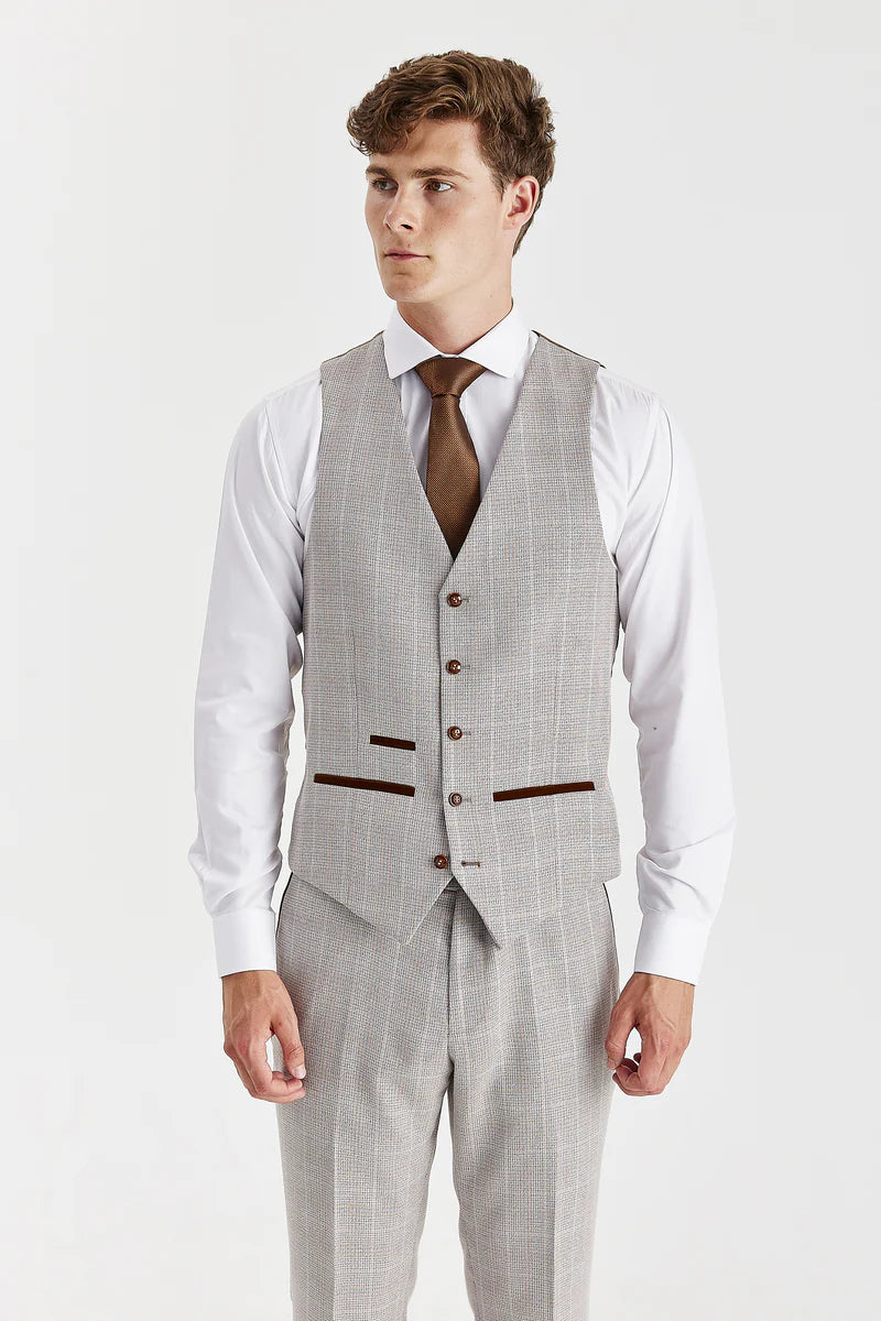 Leo Beige with black trousers
