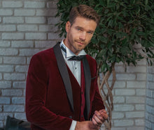 Load image into Gallery viewer, Red Velvet Tux 3 Piece Suit
