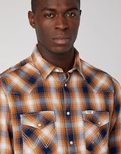 Load image into Gallery viewer, Wrangler Western Golden Shirt
