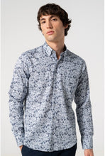 Load image into Gallery viewer, Dario Beltrán Slim Fit Mountain Print Shirt