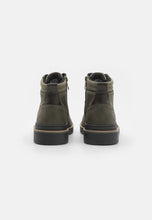 Load image into Gallery viewer, Wrangler Colter Olive Boot