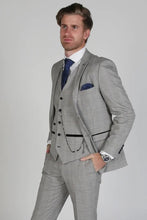 Load image into Gallery viewer, Hugo Grey 3 Piece Suit