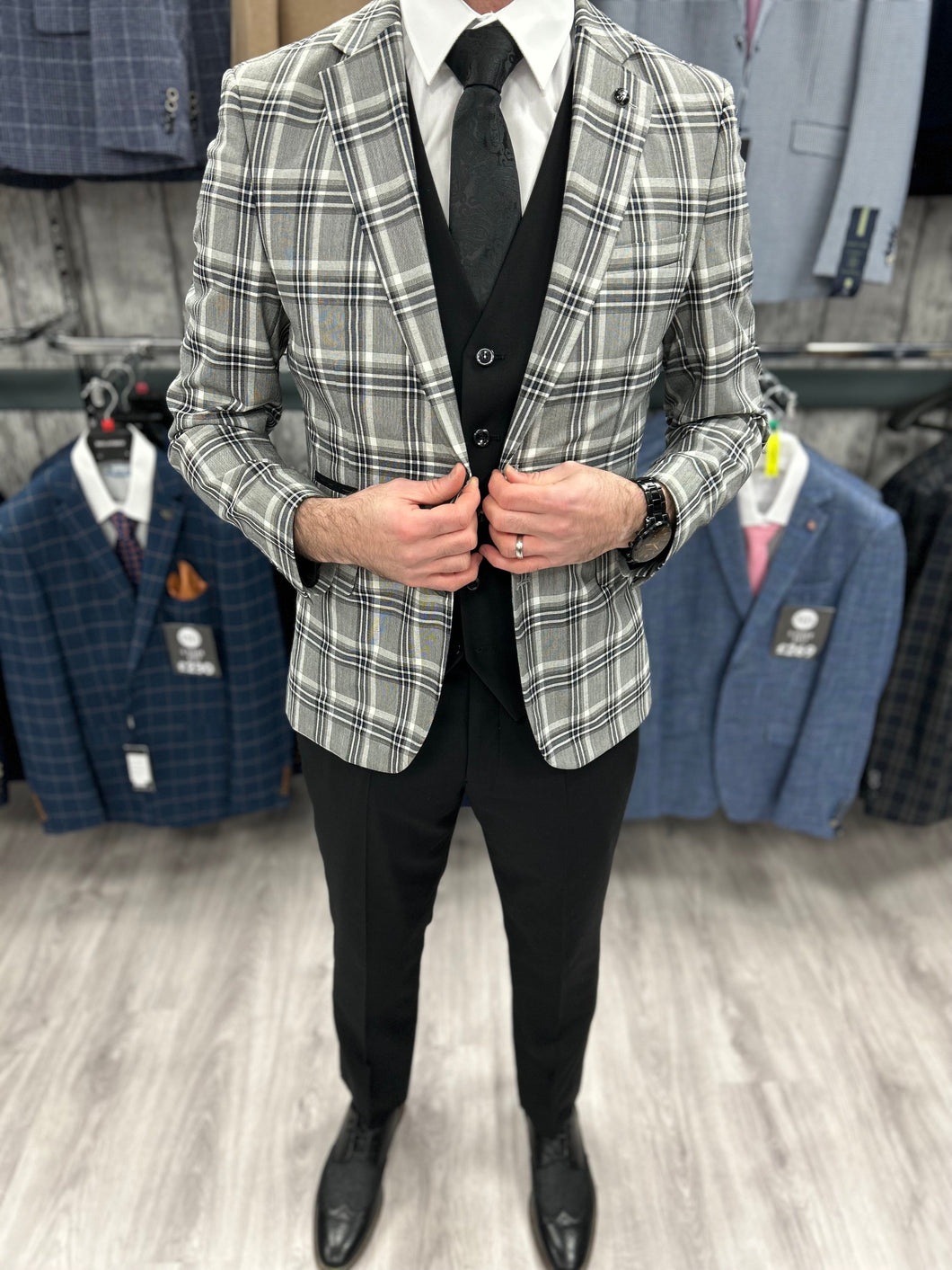 Vibrant Grey Check 3 Piece Suit For Hire (Includes £40 refundable deposit)