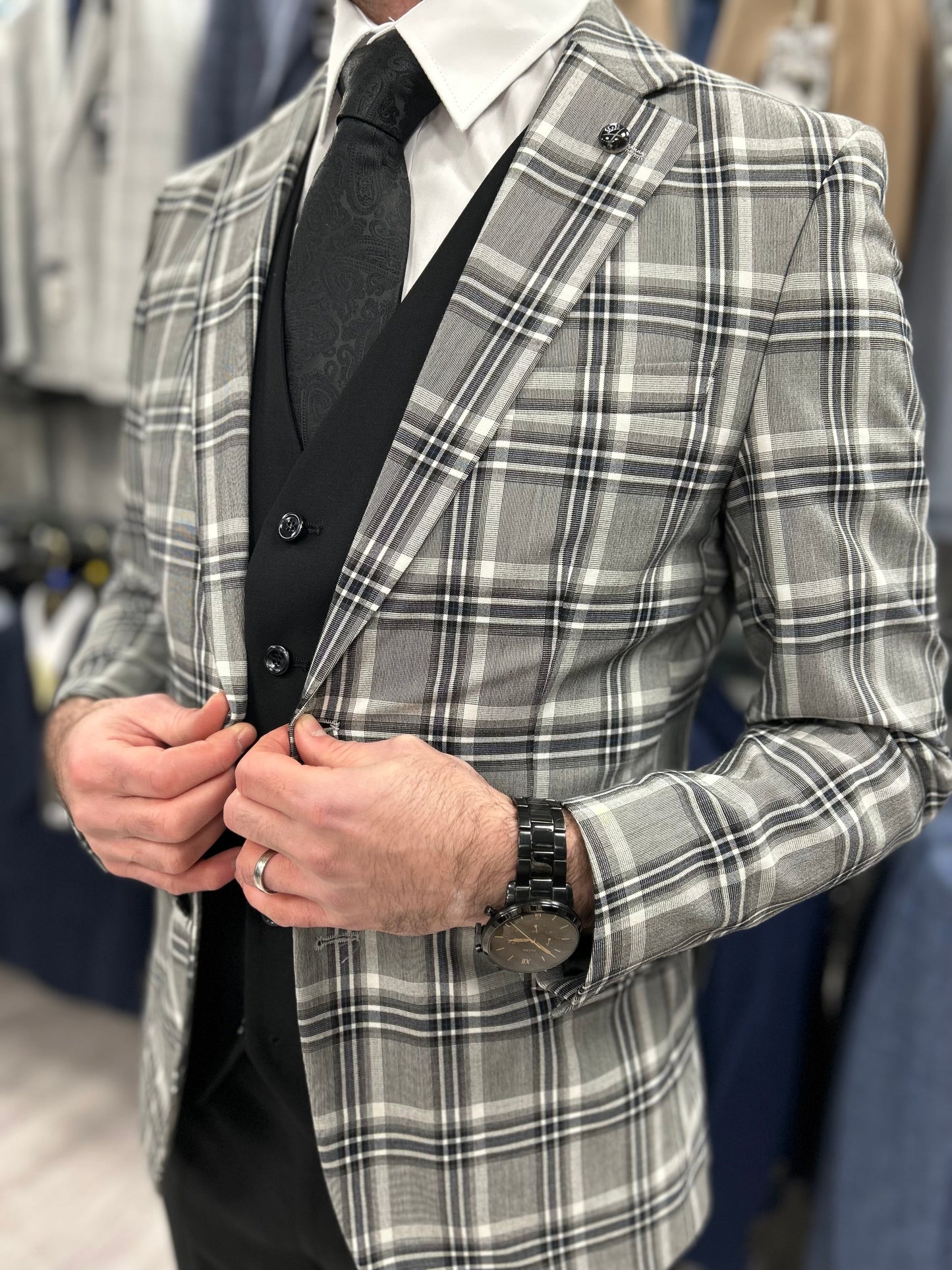 Vibrant Grey Check 3 Piece Suit For Hire (Includes £40 refundable deposit)