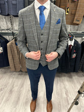 Load image into Gallery viewer, Harris Grey 3 Piece Suit With Navy Trousers
