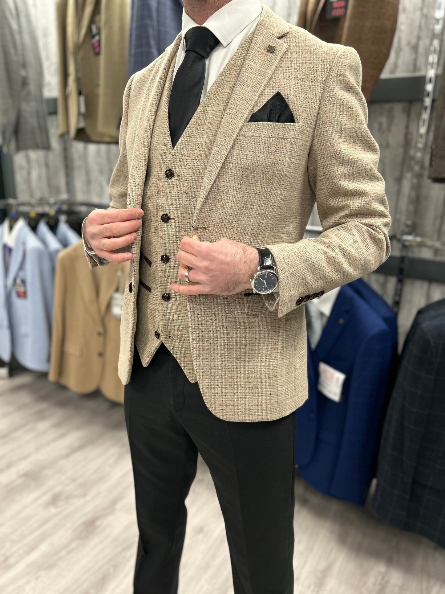 Holland Beige With Black Trousers