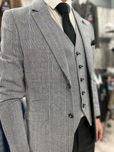 Load image into Gallery viewer, Arriga Grey 3 Piece Suit With Black Trousers
