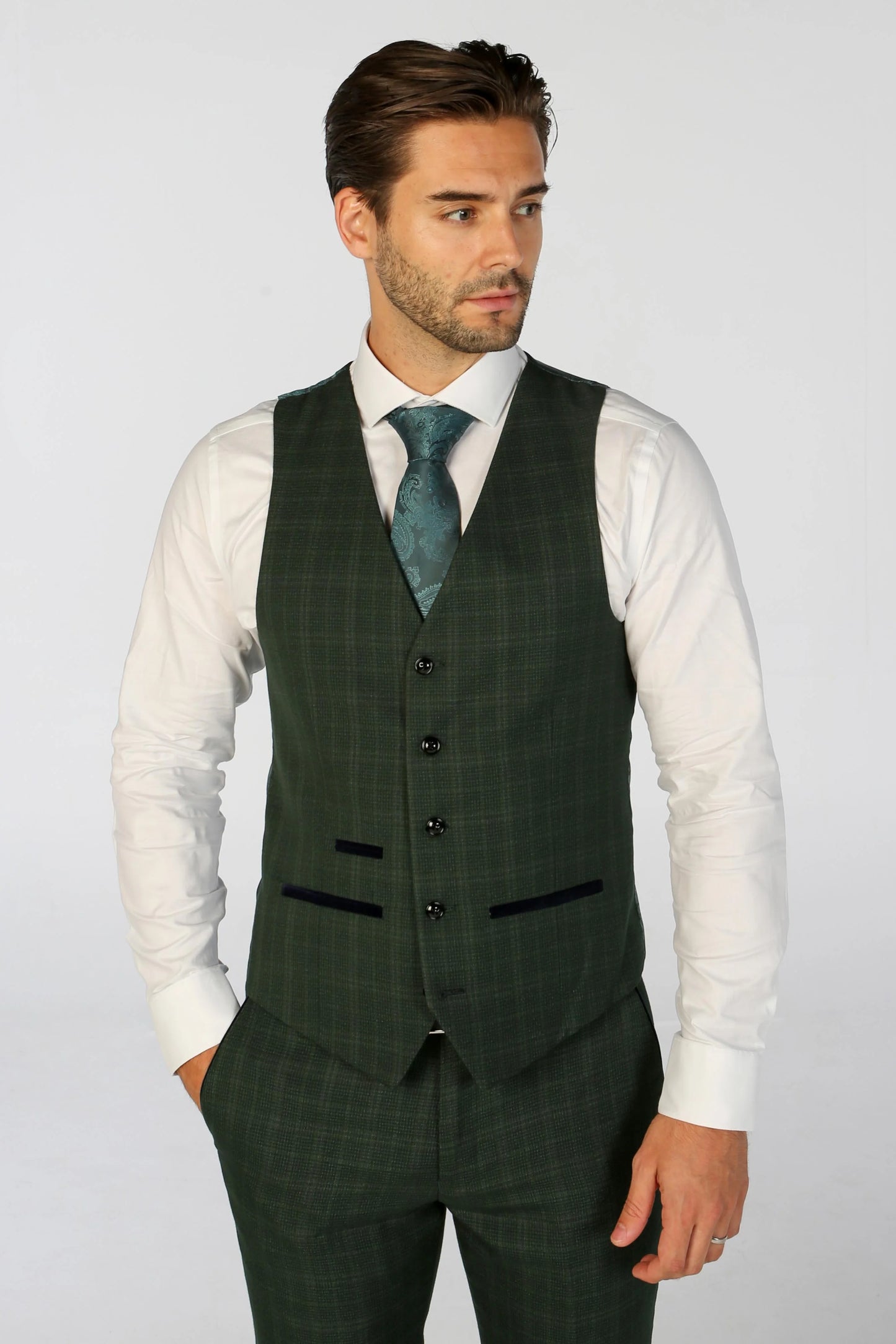 Leo Green Suit