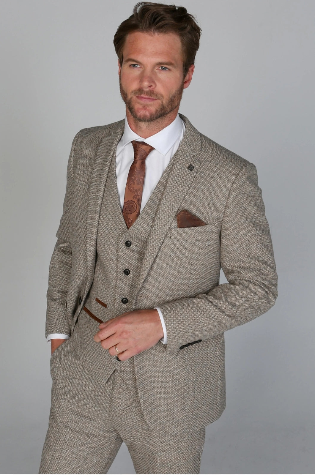 Ralph Beige 3 Piece Suit