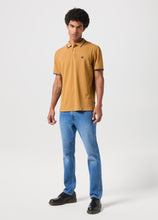 Load image into Gallery viewer, Wrangler Polo Shirt Dijon
