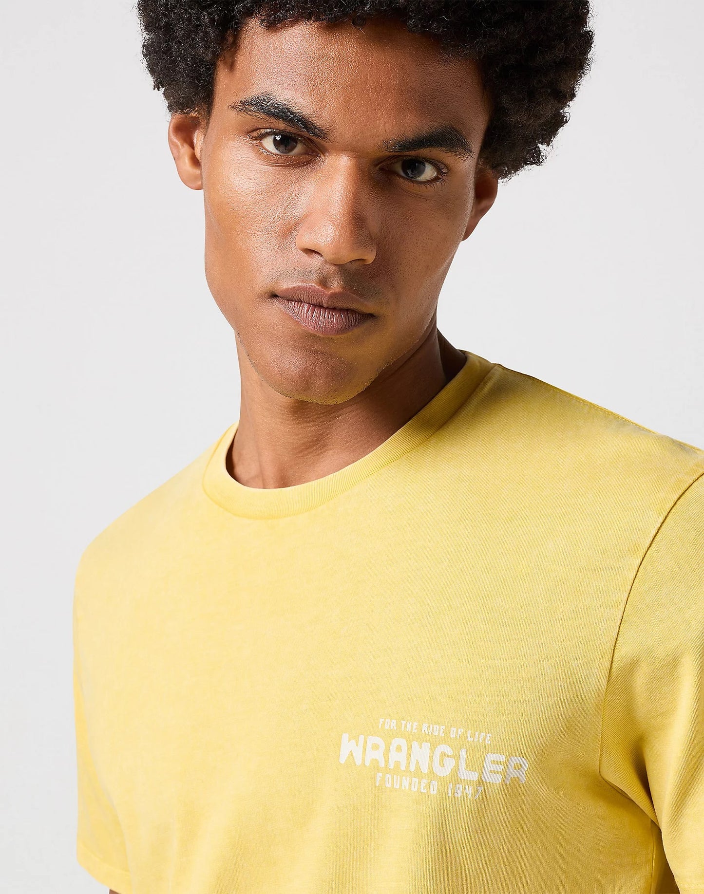 Wrangler Graphic Varsity Yellow Tee
