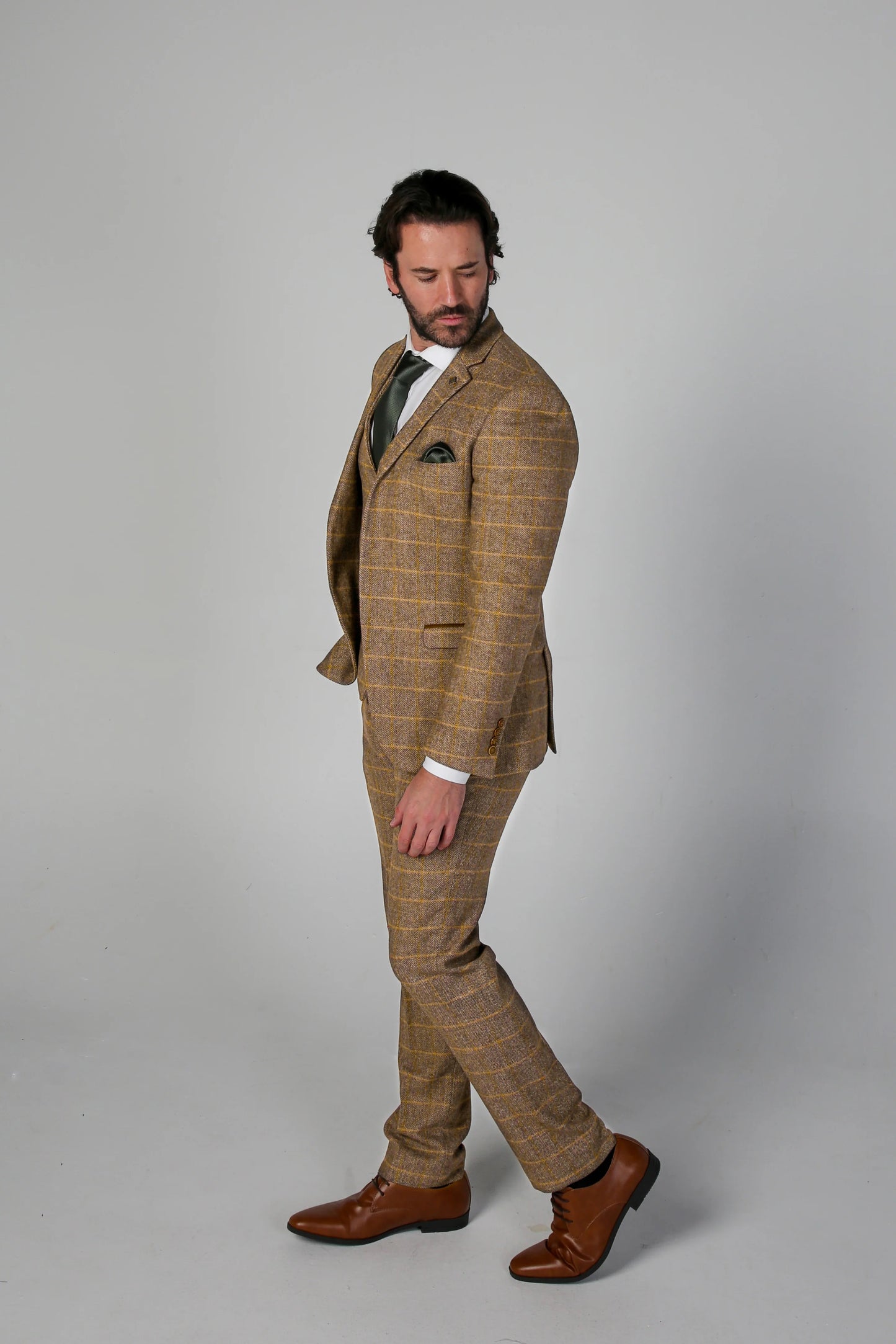 Harris Brown 3 Piece Suit
