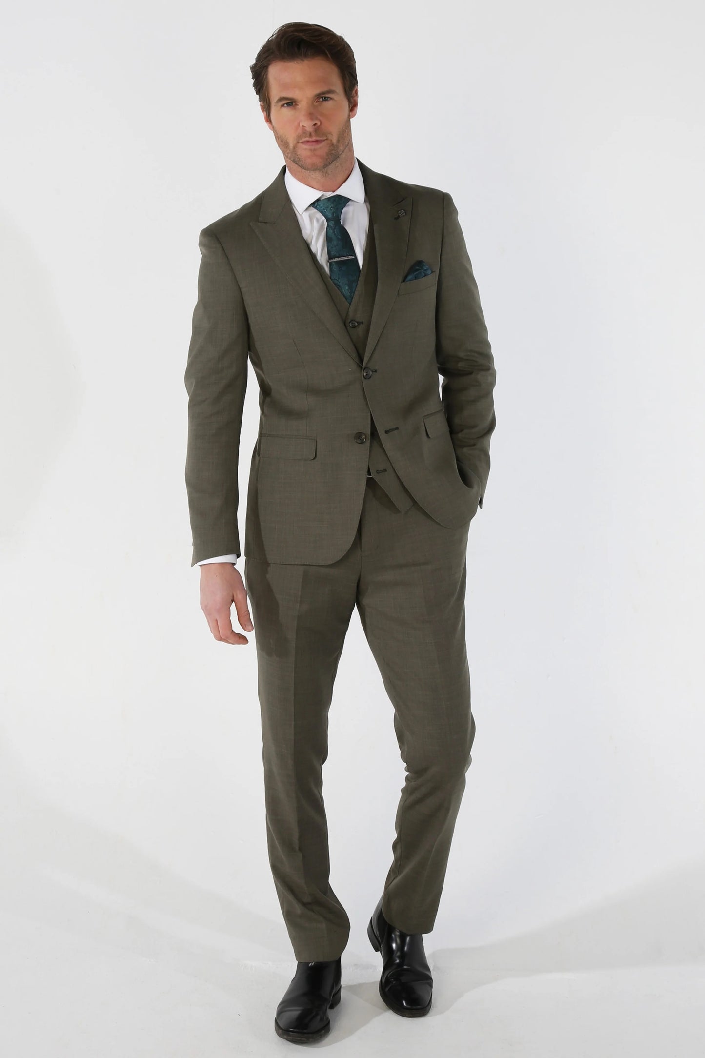 Kurt Sage 3 Piece Suit