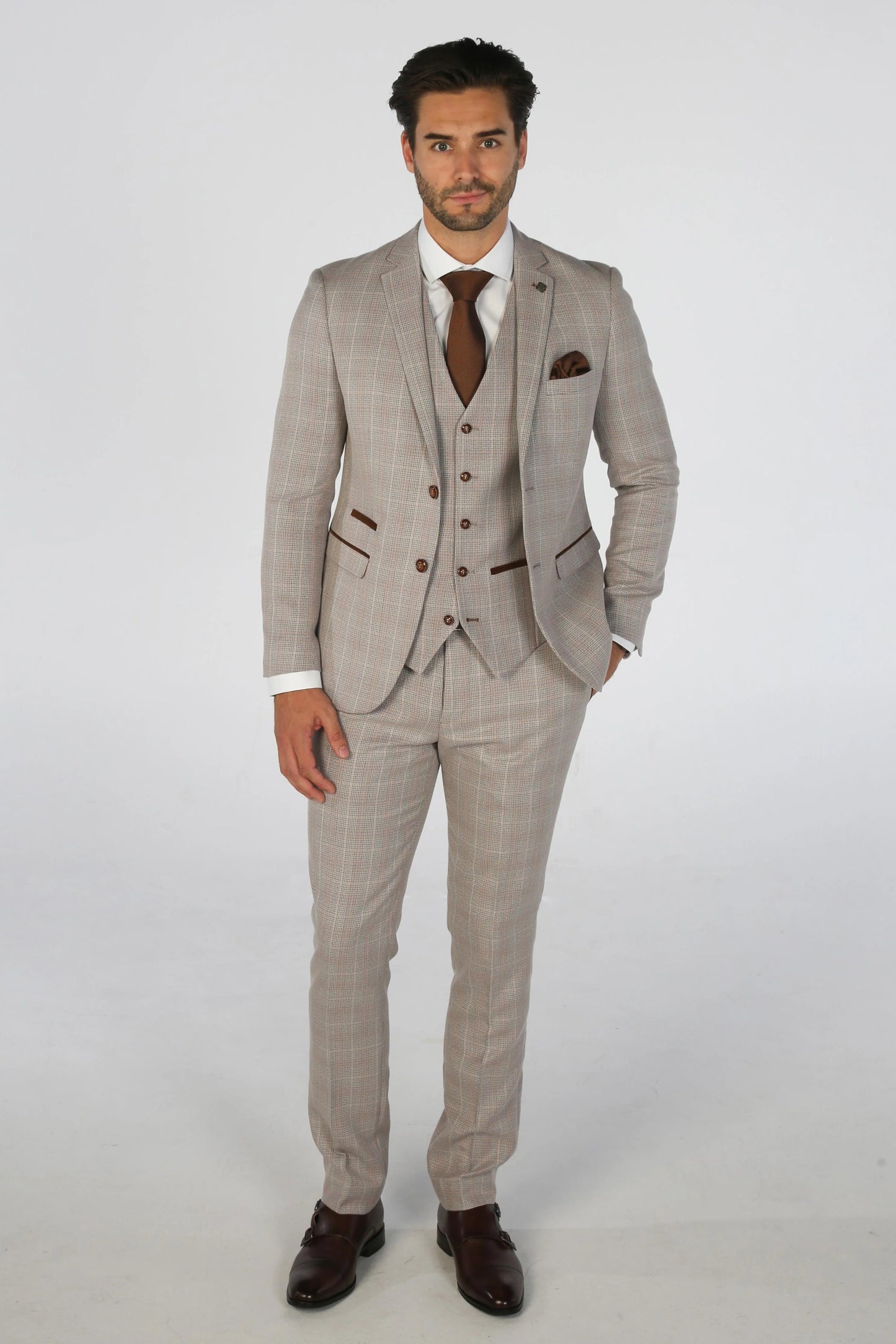 Leo Beige 3 Piece Suit