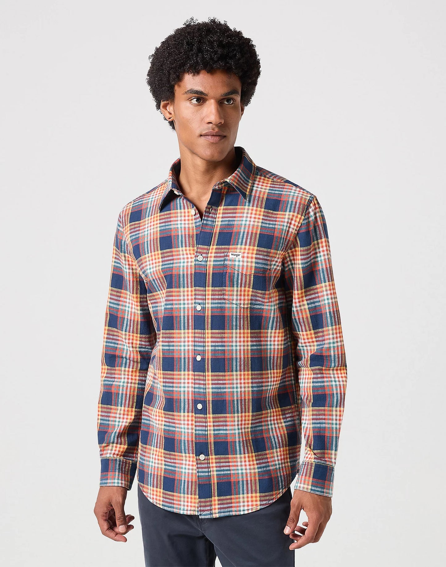 Wrangler long sleeve 1 pocket navy shirt