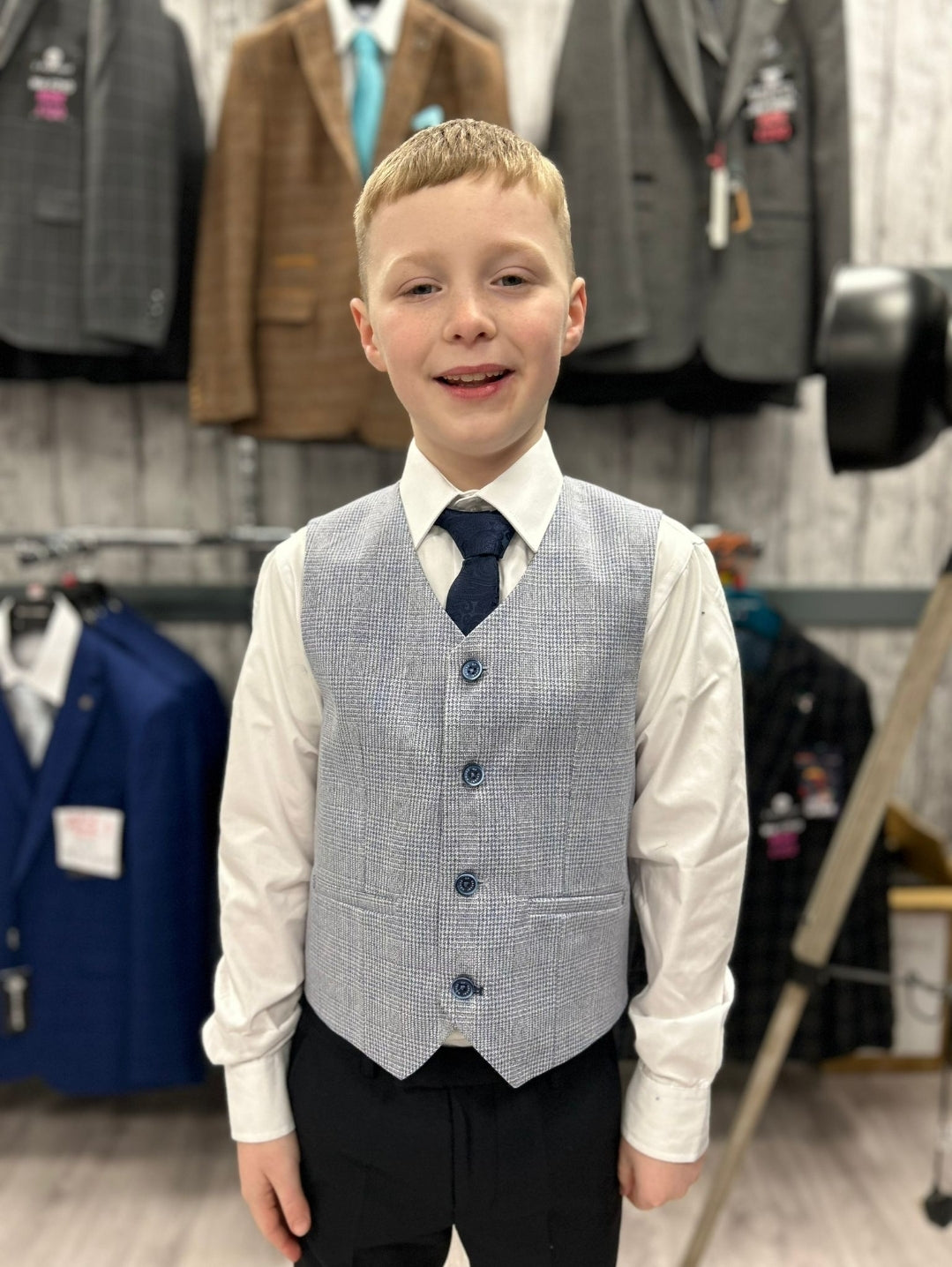 MJ’s Sky Blue Micro Check 3‑Piece Suit with Navy Trousers