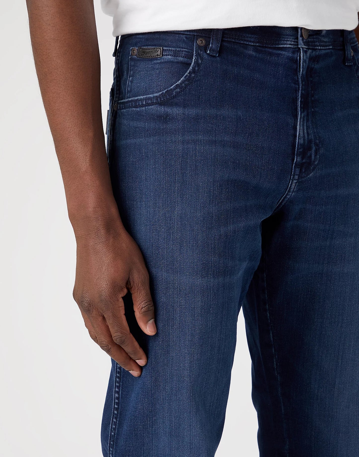 Wrangler Texas Medium Stretch in Arm Strong