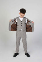 Load image into Gallery viewer, Boy&#39;s Ralph Cream 3 Piece Suit
