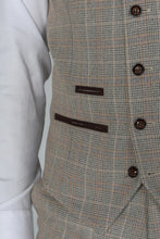 Load image into Gallery viewer, Holland Beige 3 Piece Suit
