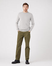 Load image into Gallery viewer, Wrangler Crewneck Knit Grey
